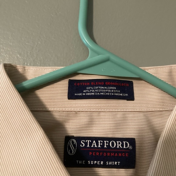 Stafford long sleeve button up shirt with Geoffrey Beene Argyle sweater - bundle - Picture 4 of 7